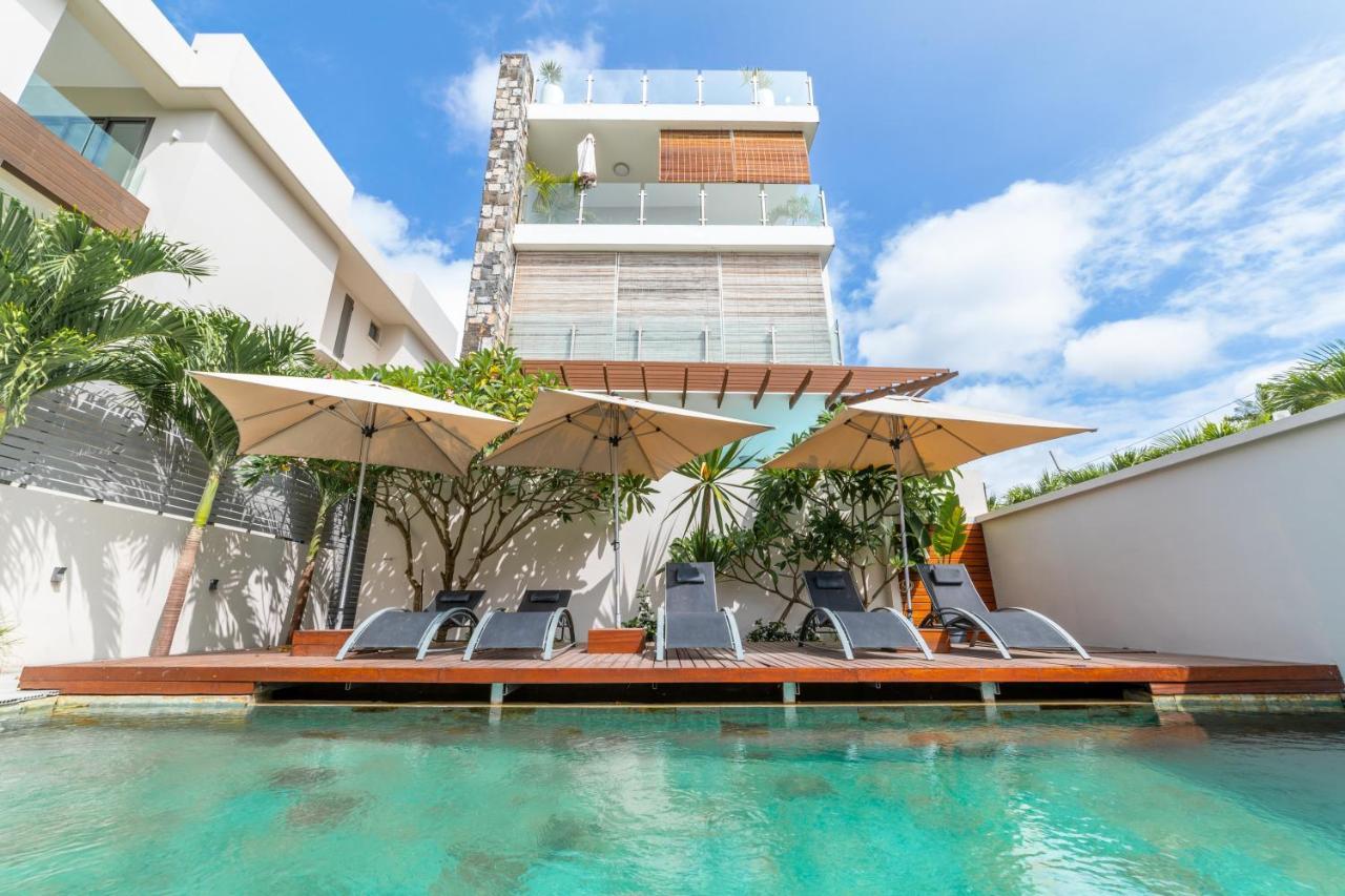Beachcove Pereybere Beach Buitenkant foto