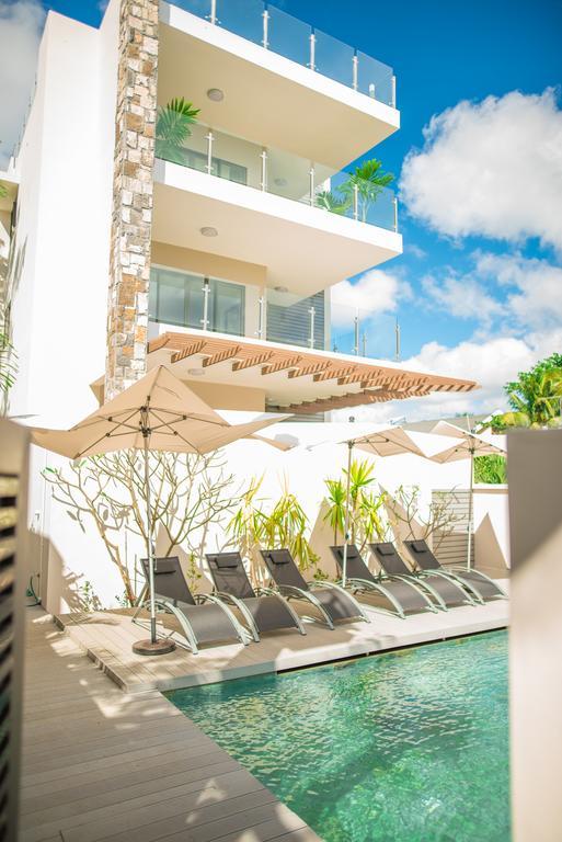 Beachcove Pereybere Beach Buitenkant foto