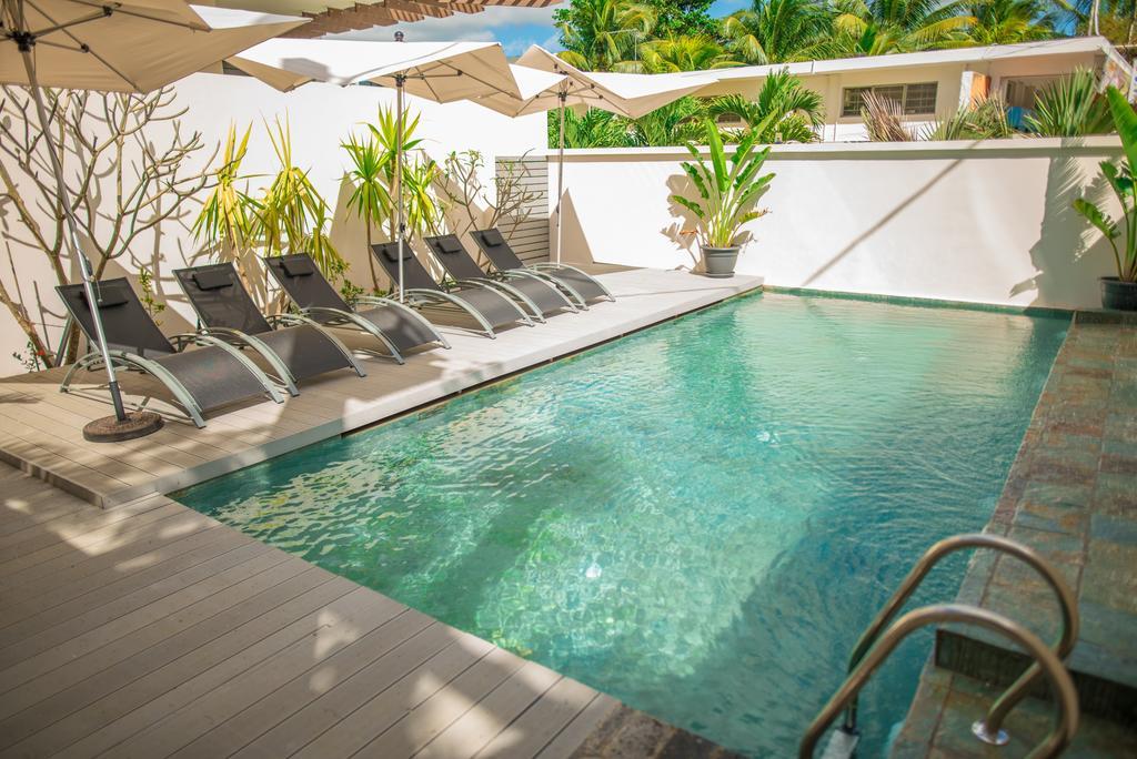 Beachcove Pereybere Beach Buitenkant foto