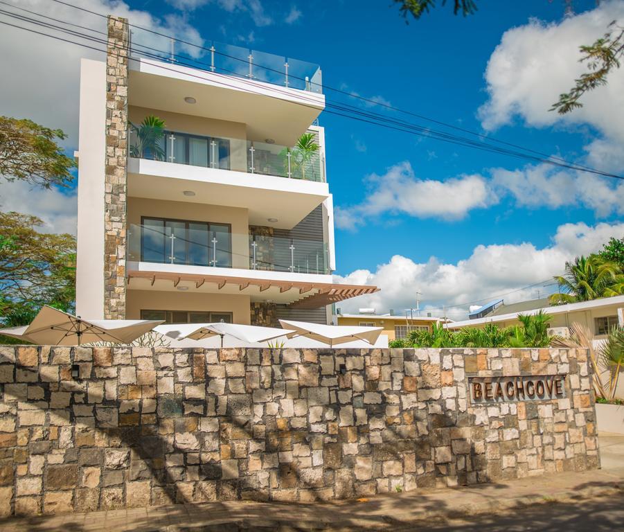 Beachcove Pereybere Beach Buitenkant foto